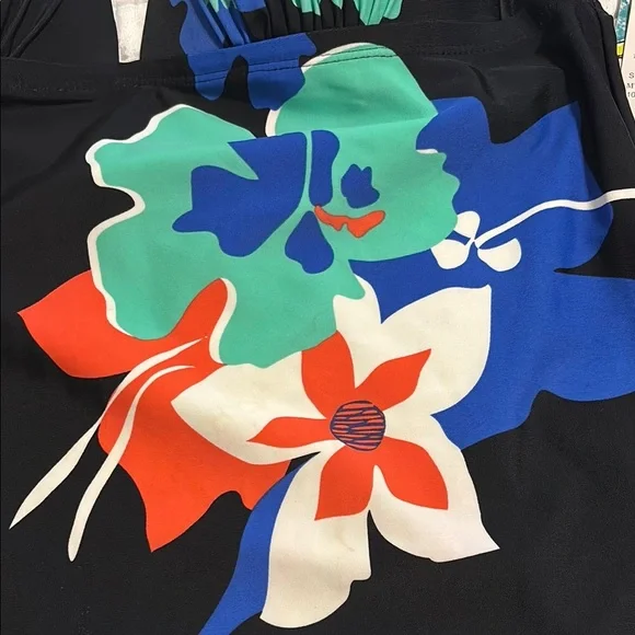 Floral Halter Swim Top - Picture 3 of 6